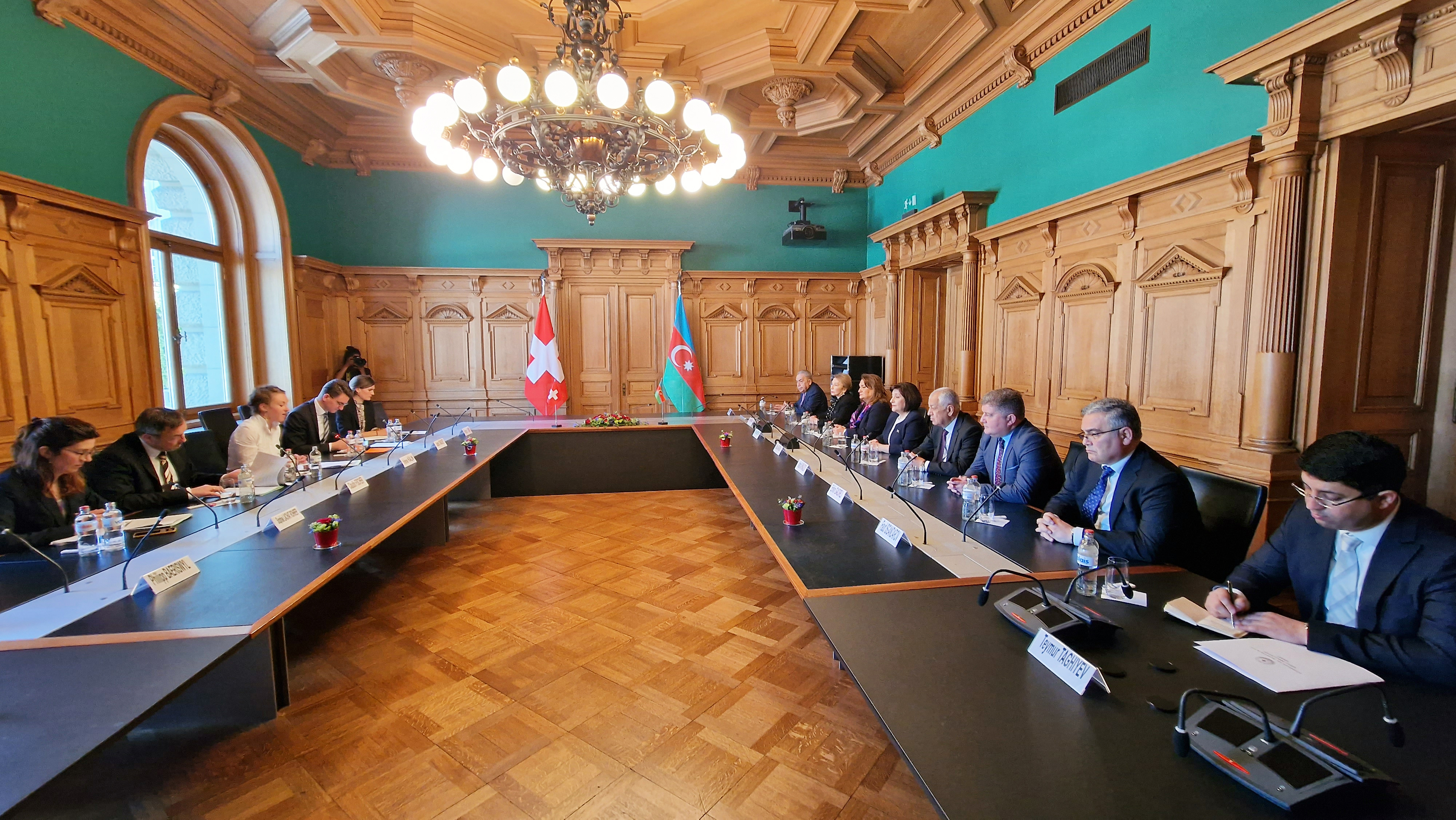 Председатель Милли Меджлиса Сагиба Гафарова встретилась с председателем Национального совета парламента Швейцарии