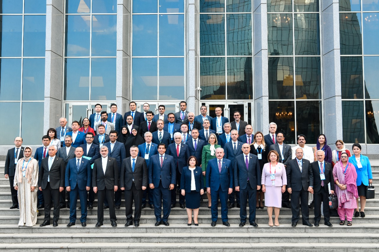 Bakıda İqtisadi Əməkdaşlıq Təşkilatı Parlament Assambleyasının Üçüncü Ümumi Konfransı keçirilib